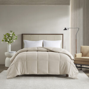300 Thread Count Cotton Shell Luxury Down Alternative Comforter