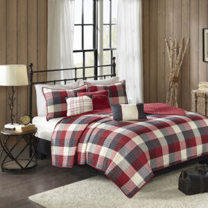 6 Piece Printed Herringbone Quilt Set with Throw Pillows