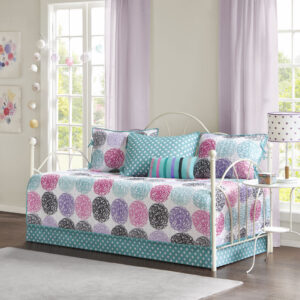 Reversible 6 Piece Daybed Set