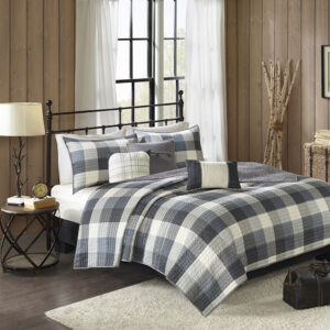 6 Piece Printed Herringbone Quilt Set with Throw Pillows