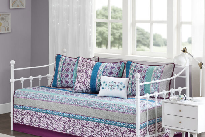 6 Piece Boho Reversible Daybed Set