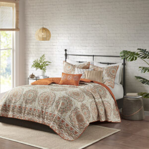 6 Piece Reversible Quilt Set with Throw Pillows