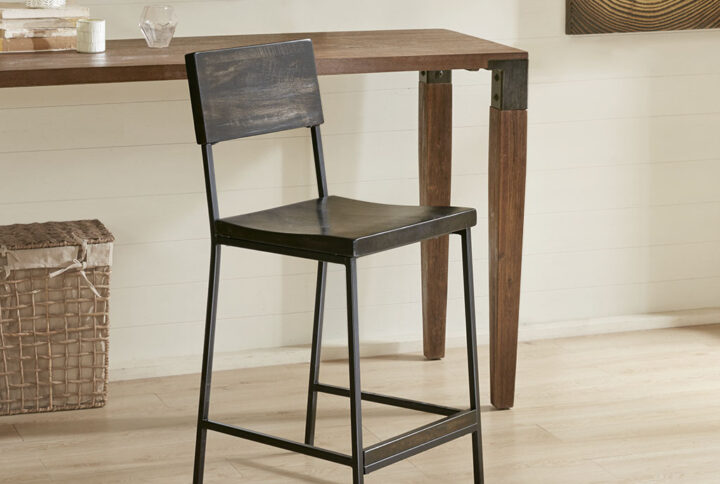 24" Counter stool