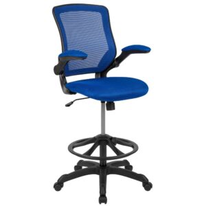 Be proactive at work when you roll this high office chair into the office to accompany your high desk. The high desk chair pairs well with sit-to-stand desks