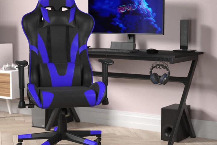 Moving from place to place just got easier with this gaming chair featuring a reclining back