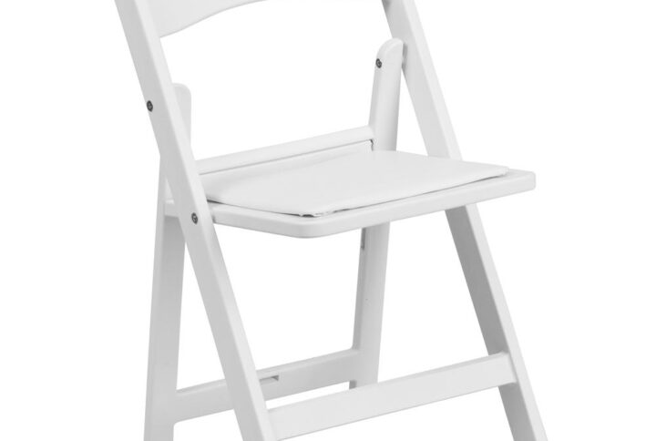 The Kids Resin Folding Chair is a delightful option to make kids feel like VIPs at your special events. These mini versions will fit right in with the classic adult-sized chairs. A frame made from ultra-strong resin makes them very lightweight