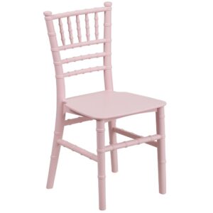 The elegantly designed Kids Pink Resin Chiavari Chair is a delightful option to make kids feel like VIPs at your special events. These mini versions will fit right in with the classic adult-sized chairs. With a frame made from ultra-strong resin