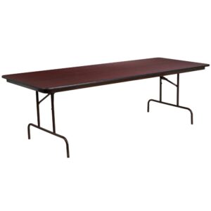 This rectangular wood folding table is beneficial in a multitude of settings that include banquet halls