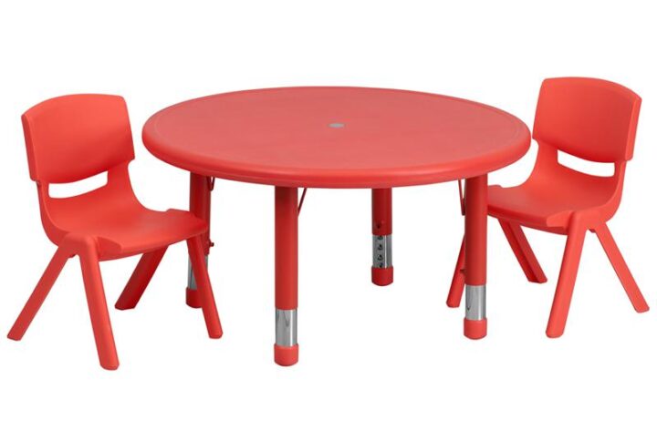 Setup a collaborative table set for kids to interact by using round activity tables. Designed for safety around rambunctious toddlers
