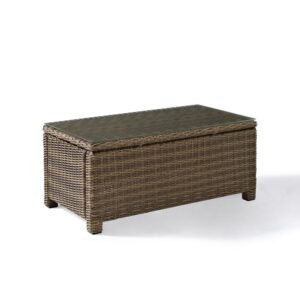 making this coffee table both durable and stylish. Great on its own or paired with the rest of the Bradenton collection