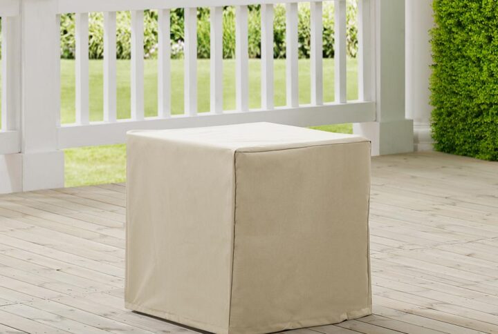 Give your outdoor side table shelter with this custom-fitted protective outdoor cover. Sewn from heavy gauge