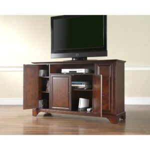the Lafayette 60” TV Stand is designed to accommodate flat-panel TVs up to 65-inches. Featuring two side cabinets and a large center cabinet
