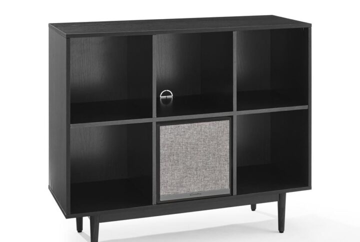 The Liam 6 Cube Bookcase with Speaker is simple
