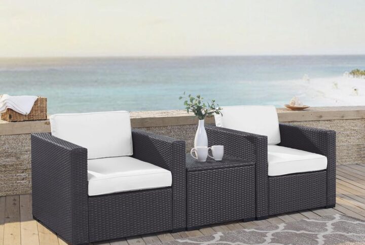 Entertaining outdoors gets an upgrade with the Biscayne 3pc Outdoor Chair Set. Stylish and durable