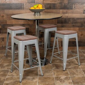Add exciting furniture to your kitchen and dining room with these colorful metal bar stools. The industrial style stool conforms in modern and traditional spaces. Lower support braces doubles as a footrest