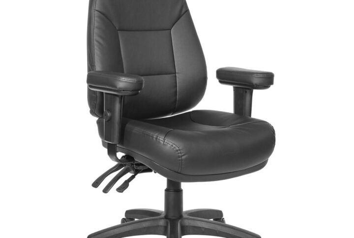 Executive seating chairs provide great comfort for a reasonable price. It features thick padded seats