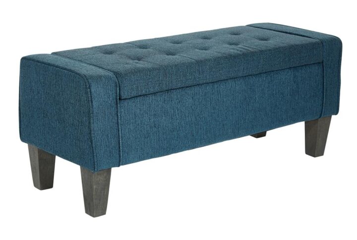 Offer an attractive storage solution ideal for every room of your home with our Baytown storage bench. Plush button tufted