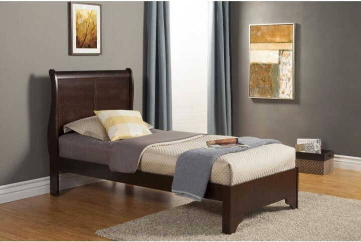 Create a warm and inviting setting in your bedroom with the dignified style of the West Haven collection. Each piece is finely crafted using rubberwood wood solids and poplar veneer