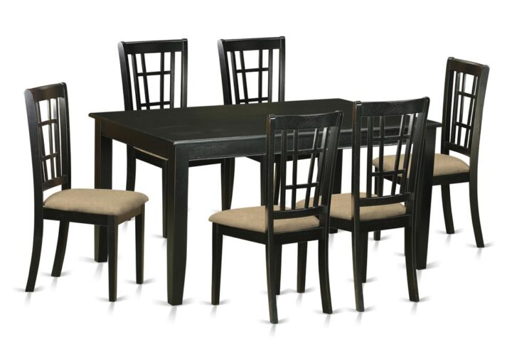 This elegant table set comprises of 7 pieces