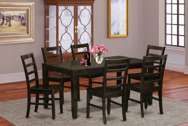This particular rectangle dinette table having dinette chairs