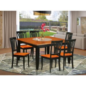 7 Piece Dining Set features a bucolic style table