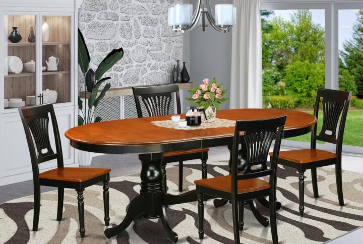 The Plainville table and chairs set boasts a wonderful finish that has a countryside laid back impression. Blending the simple care of a simple wood dining table top with classic fashioned legs for that original appearance. The smooth oval dining table top