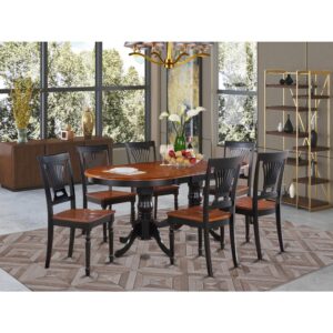 The Plainville table and chairs set comes with a breathtaking finish employing a countryside laid back ambiance. Merging the easy care of a simple solid wood kitchen table top with traditional styled legs for a personalised appearance. The streamlined oval dining table top