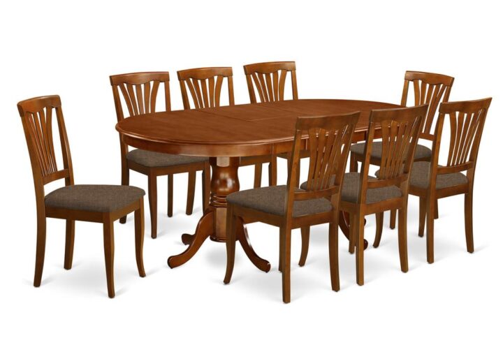This unique NEWTON dining room set with oval dining table and chairs in Saddle Brown matches comfort and old-fashioned expressive style to fit almost any dining room. The tough