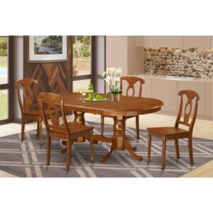 This Plainville dining room table set boasts a beautiful finish possessing a countryside laid back feel. Joining together the simple care of a simple hardwood table top with vintage designed legs for the original look. The sleek oval dining room table top