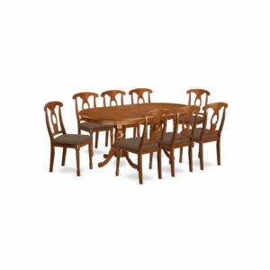 This Plainville dining room set features a wonderful finish which has a country laid-back ambiance. Bringing together the straightforward care of a simple wood dining table top with classic designed legs for that personalized look. The clean oval dining room table top