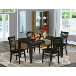With a tough and easy-to-maintain rectangular table and chairs