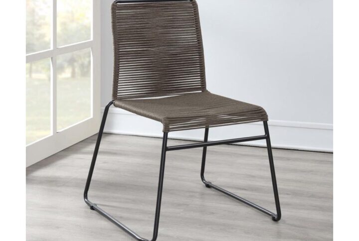 Lend a space a little texture with this contemporary rope woven chair. Designed with a sleek metal frame