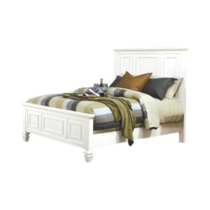 From the Sandy Beach collection comes this coastal queen bed. Highlights a beachfront bedroom or one with a skyline view. High headboard and low-profile footboard are both crafted with impressive moldings. Fashioned from maple veneers in a stunning cream white finish. Bed is also available in cappuccino or black.