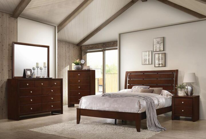 The Serenity collection presents this full bed that's perfect for teenage or guest bedroom. Bed is highlighted by a light