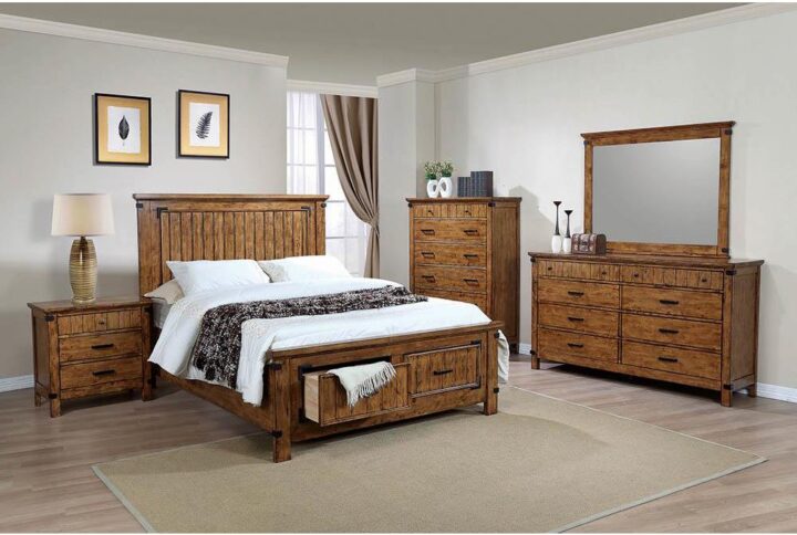 The Brenner collection features this bed inspired by the countryside. It has crisp