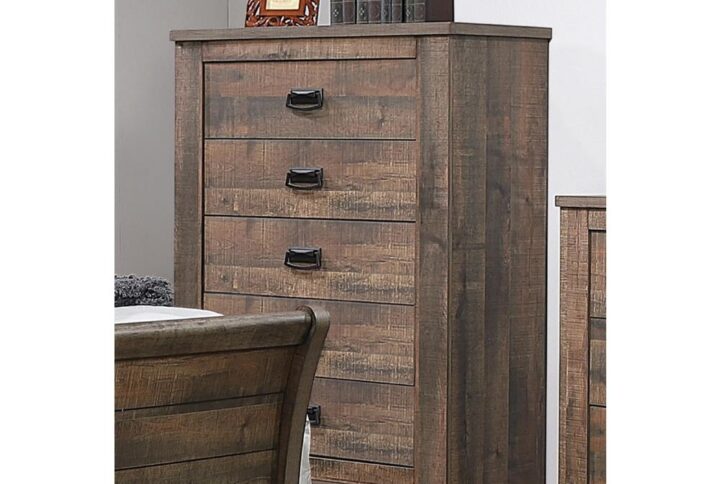 Create a put-together personal space that radiates rustic vibes.This handsome