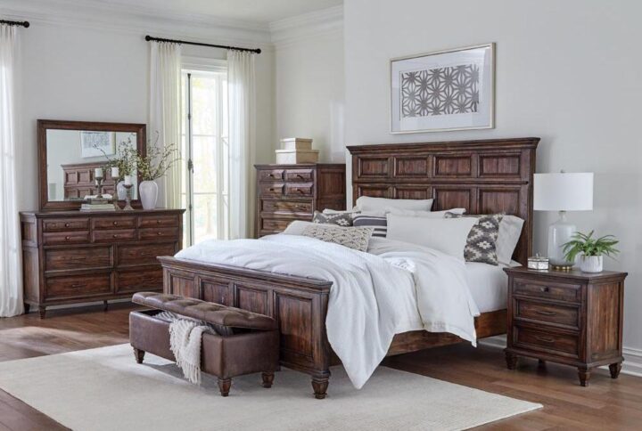 Sophistication and elegance soar to new heights in this traditional 5-piece bedroom set featuring a bed