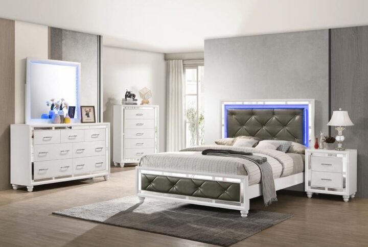 Any bedroom will be transformed by the bold