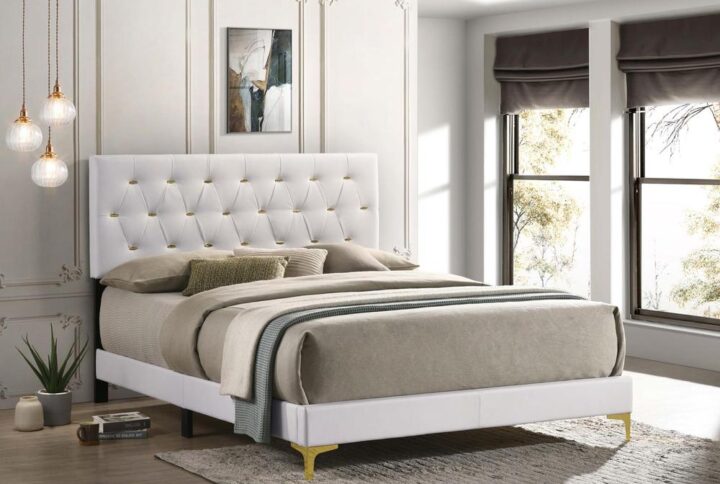 Create your glamorous bedroom retreat with this elegantly modern platform bed. A rectangular headboard with diamond button tufted details invites you to lean back and unwind each night. Shiny