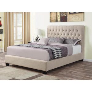This low-slung bed combines elegant styling with a simple design that's a gorgeous addition to the home. The high headboard has crisp lines and is beautifully accented with button tufting. No footboard gives this bed an open