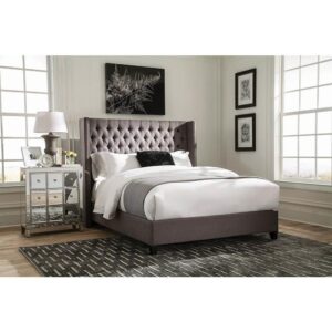 Reflect a thirst for elegant modern design without sacrificing soft touches. Featuring a captivating tall headboard