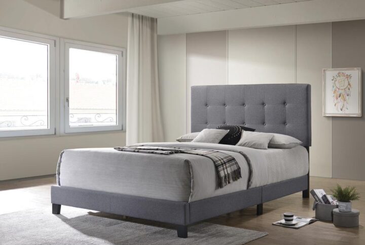 Here's an obvious choice for sprucing up any bedroom or guest room when you want an appealing bed that's at home with any decor. The contours are defined yet soft. The tufted pattern of the headboard adds understated visual interest