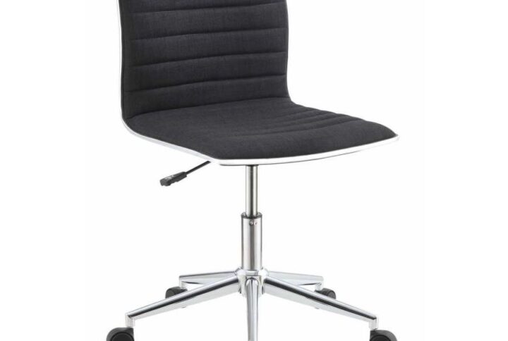 Ergonomic excellence finds a modular profile and produces a tasteful chair for contemporary motifs. This office chair keeps it simple and stylish. Covered in sleek black fabric