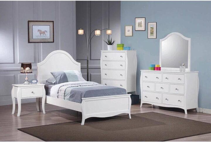 A showcase of the Dominique collection is this country twin bed that conveys a bucolic appeal. Imposing headboard is graced with curved moldings and construction. Low-profile footboard is constructed with simple curved molding and stylishly flared posts. Bed is finished in charming white that denotes a contemporary look. It perfectly suits a rustic home with matching decor.