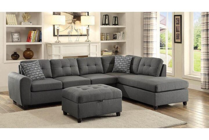 Reimagine your modern living room and create the space of your dreams around this contemporary sectional sofa and storage ottoman. Ideal for relaxation with the family or entertaining friends