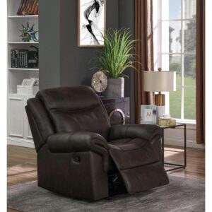 pampering experience. Upholstered in rich cocoa brown