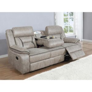 there are plenty of reasons to love this reclining sofa.
