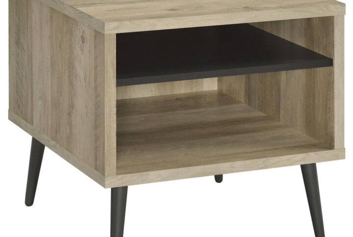 All the best elements of a retro design motif go modern in your updated living space. This wood end table fits beautifully in an easy-living family room or living room