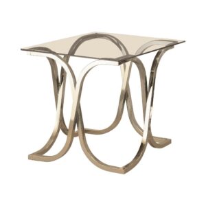 sophisticated accent to your living room decor. This gorgeous end table exudes posh
