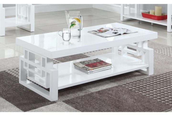 Open up a living room with the airy silhouette of this white coffee table. The perfect marriage of modern and traditional